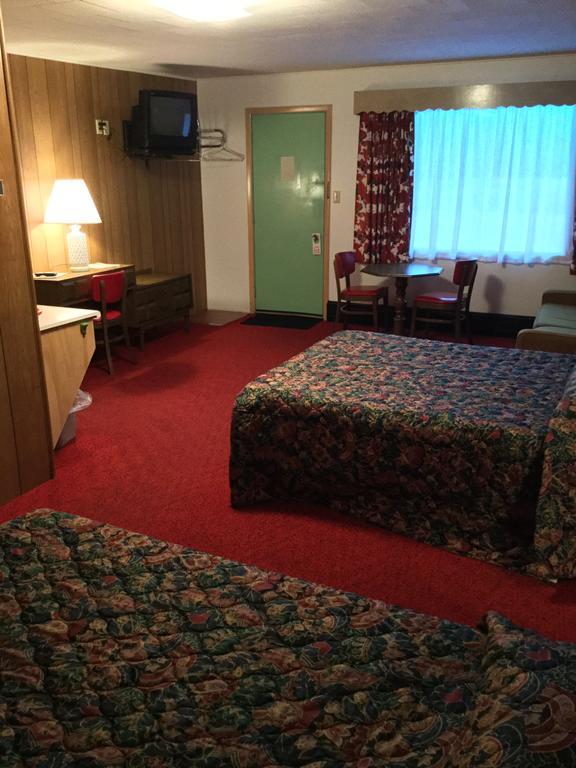 Cedars Motel Ironwood Eksteriør billede