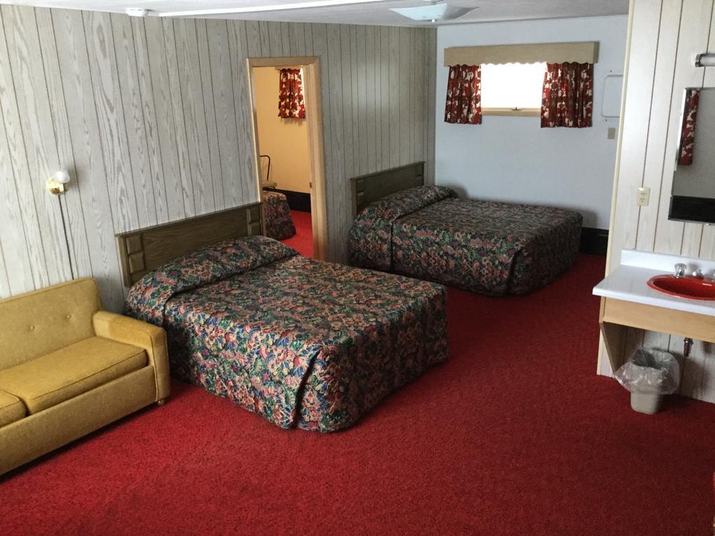 Cedars Motel Ironwood Eksteriør billede