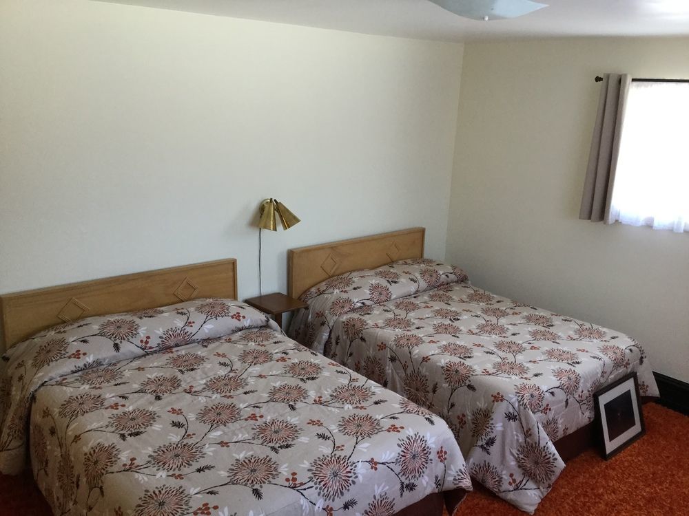 Cedars Motel Ironwood Eksteriør billede