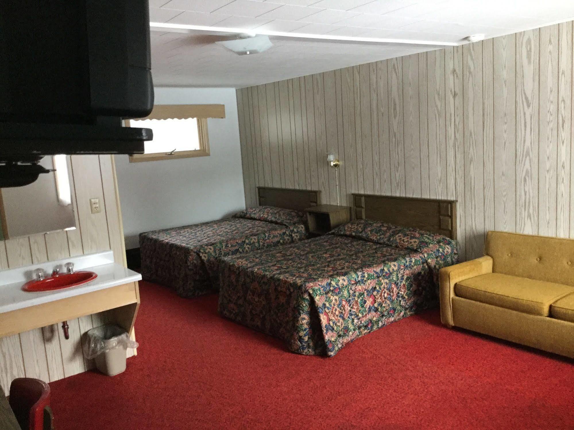 Cedars Motel Ironwood Eksteriør billede
